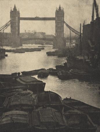 ALVIN LANGDON COBURN (1882-1966) A complete set of 20 unbound photogravures from the publication London.